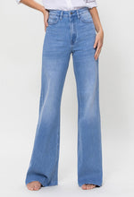 Load image into Gallery viewer, Olivia High Waisted Vintage Denim Jeans

