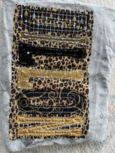 Load image into Gallery viewer, WILDCATS Applique Spirit T-Shirt
