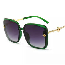 Load image into Gallery viewer, ICON Oversized Bee Sunglasses
